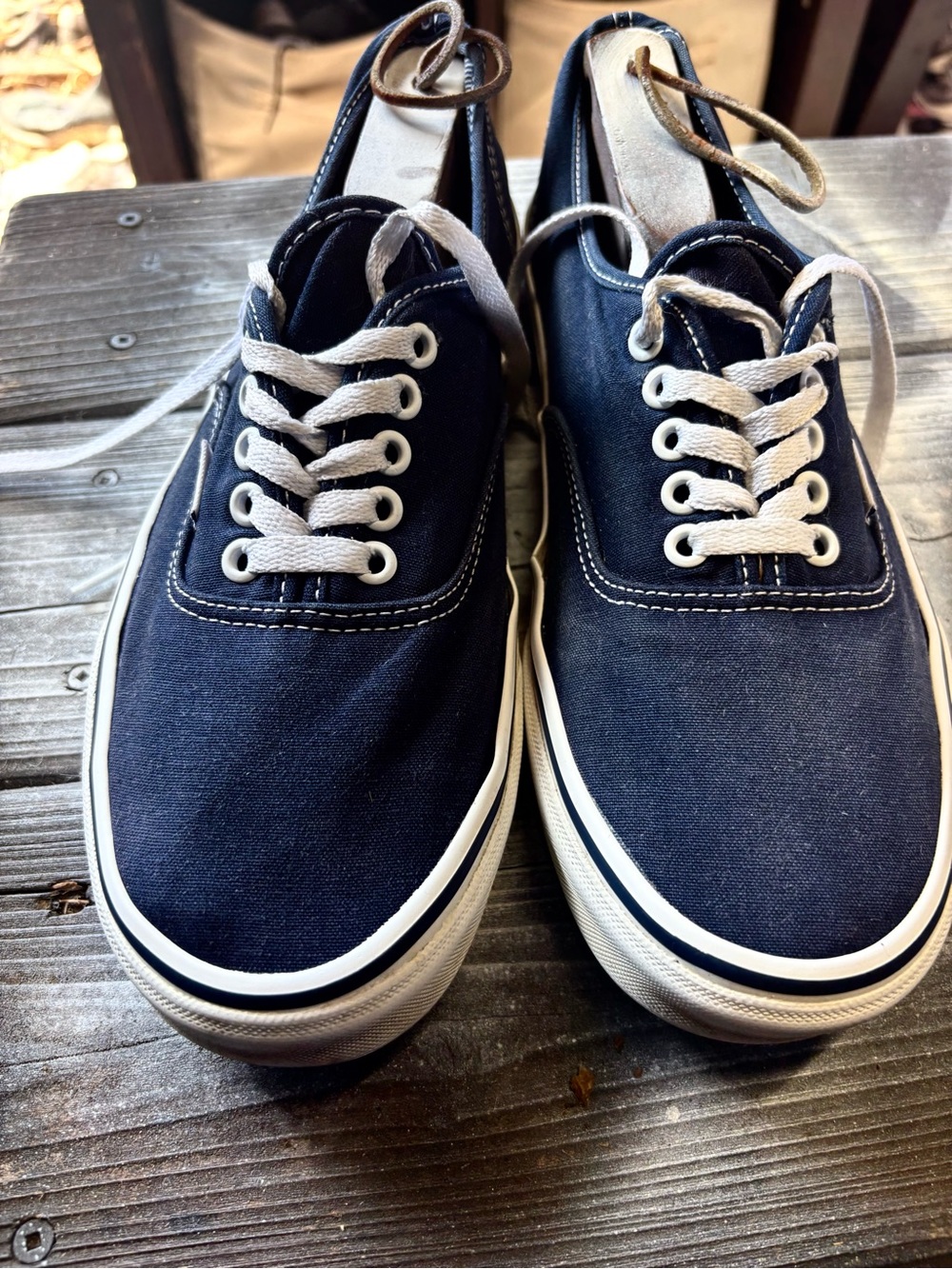 Navy blue Vans sneakers #skateboarding #classic 10.5 men good condition
